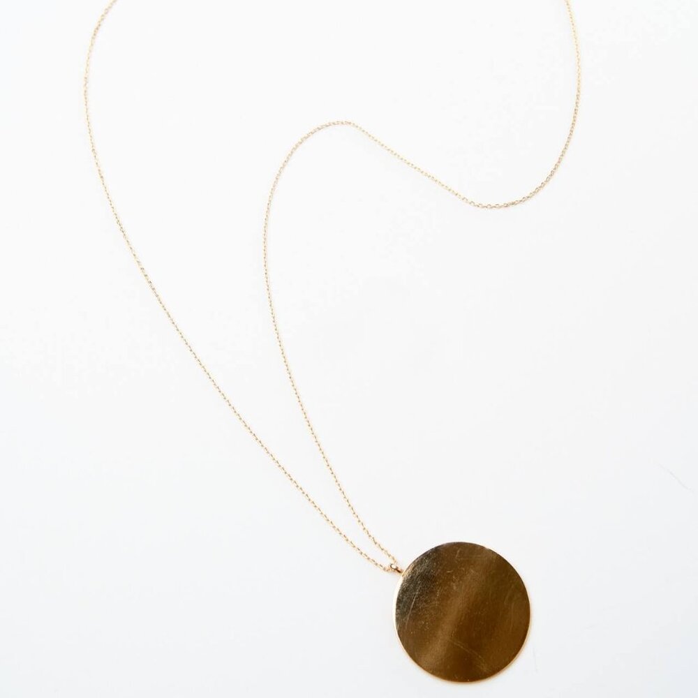 Women Vintage Style Necklace with Pendant
